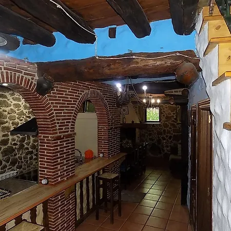 Generoso Kır Evi Madronal